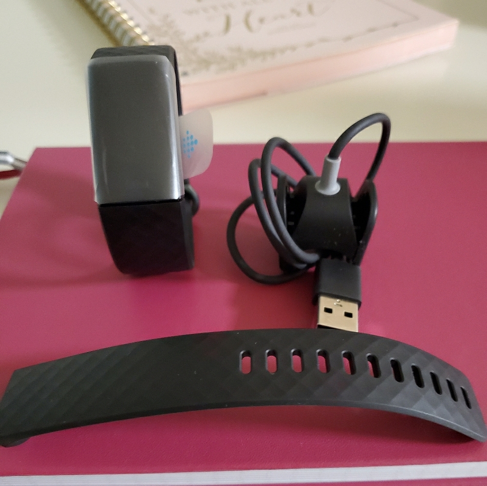 Fitbit Charge 4